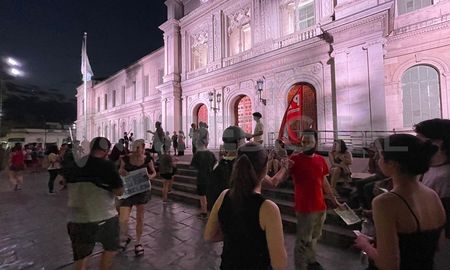 El ruidazo se realizó en el Rectorado de la UNL. El ruidazo se realizó en el Rectorado de la UNL.