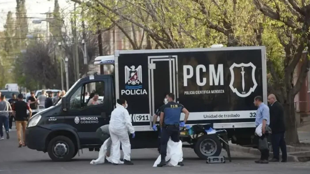 Mendoza: una mujer encontró un feto desmembrado dentro de una bolsa