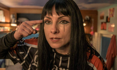 Najwa Nimri, de Vis a Vis, agredió a unos camarógrafos y después pidió disculpas Najwa Nimri, de Vis a Vis, agredió a unos camarógrafos y después pidió disculpas