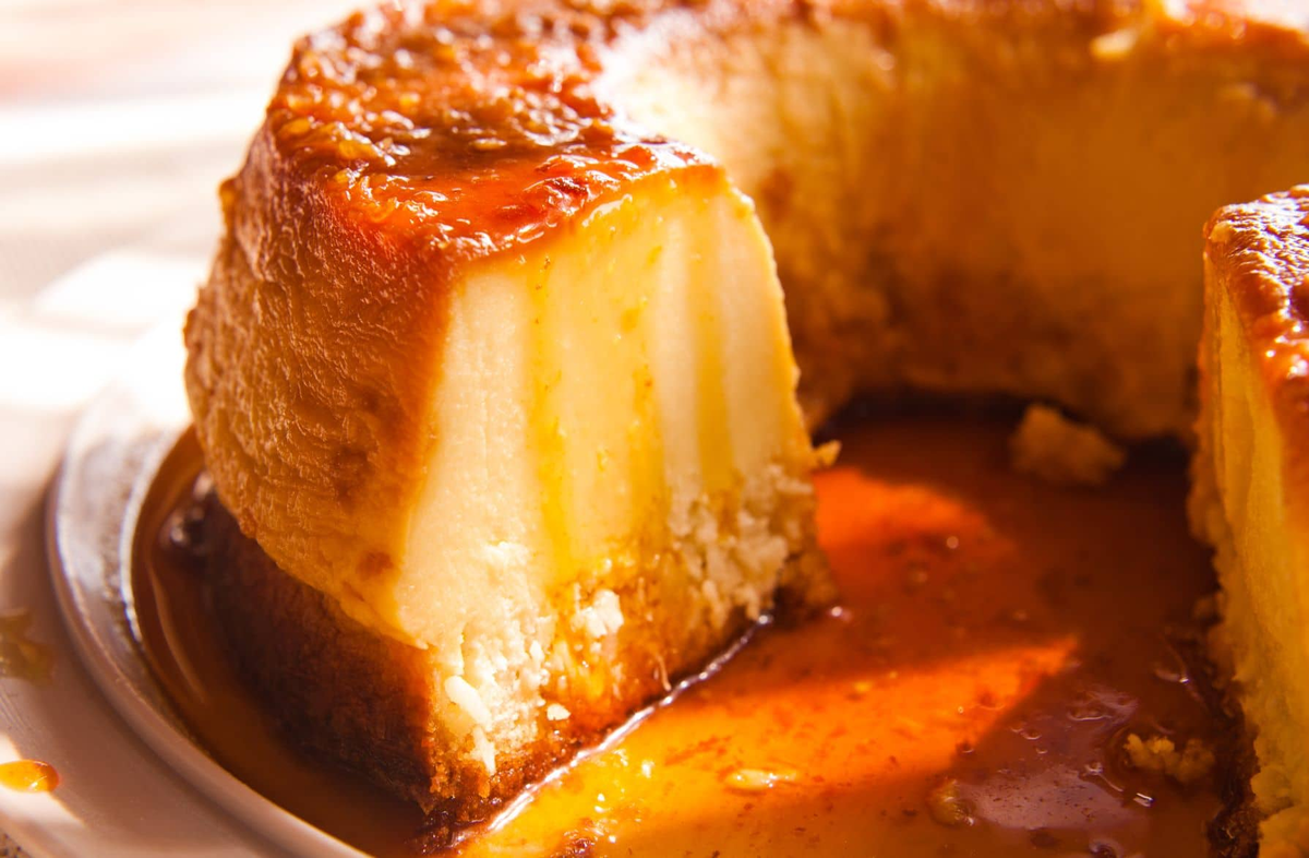 El budín de pan es uno de los postres clásicos favoritos de los argentinos. El budín de pan es uno de los postres clásicos favoritos de los argentinos.