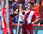 Unión derrotó a Atlético Tucumán y, dependiendo de resultados externos, quedó en zona de clasificación a la Copa Sudamericana. Unión derrotó a Atlético Tucumán y, dependiendo de resultados externos, quedó en zona de clasificación a la Copa Sudamericana.