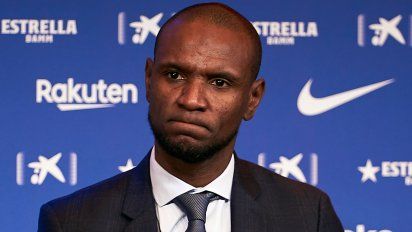 Barcelona rescindió el contrato de Eric Abidal, su secretario deportivo