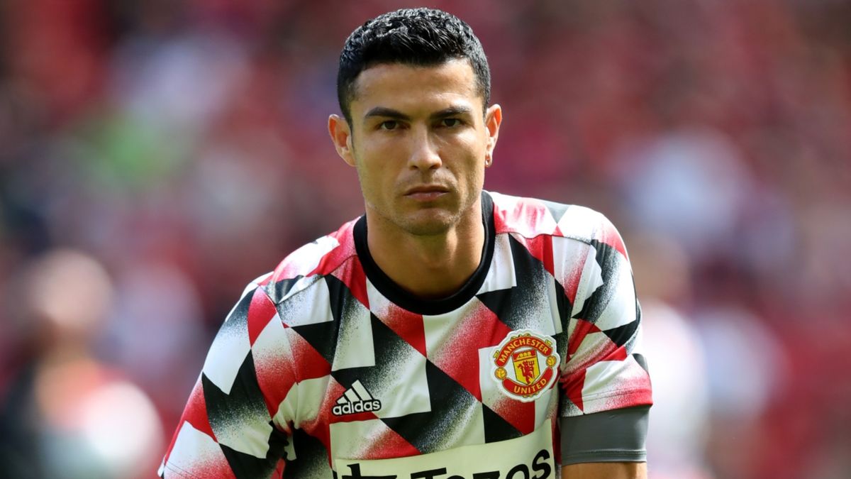 El delantero lusitano hizo público su deseo de salir del Manchester United hacia un club que participe de la Champions League y esa intención generó tirantez entre el jugador y el club.