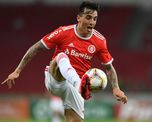 Renzo Saravia sufrió una grave lesión en una de sus rodillas y es la segunda baja para Lionel Scaloni para la Selección Argentina.