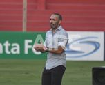 Unión derrotó a Lanús y el Vasco Azconzábal destacó la actuación de sus dirigidos en la Copa Diego Maradona. Unión derrotó a Lanús y el Vasco Azconzábal destacó la actuación de sus dirigidos en la Copa Diego Maradona.