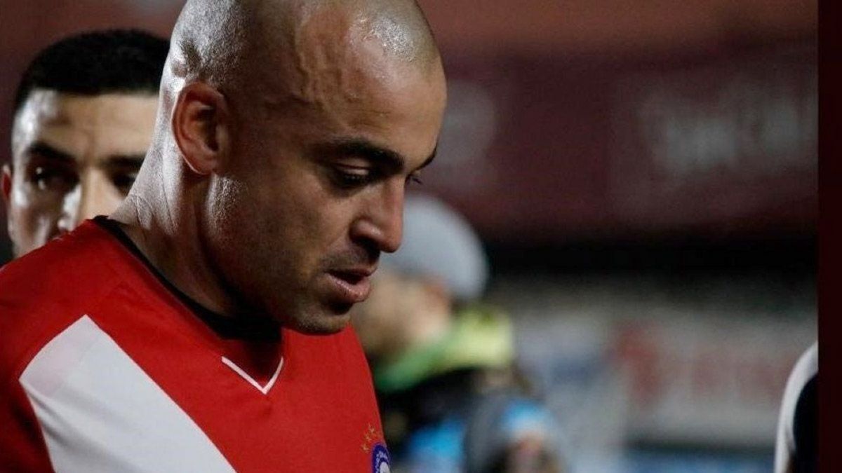Santiago Silva disparó contra la AFA en redes sociales y todavía no está definida su habilitación para volver a jugar.