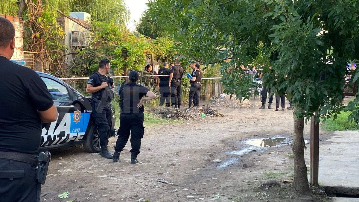 El cruento suceso ocurrió a plena luz del día en las calles del populoso barrio de zona oeste. 