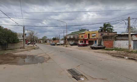 Mosconi y Corrientes: intentó fugarse en una moto robada Mosconi y Corrientes: intentó fugarse en una moto robada
