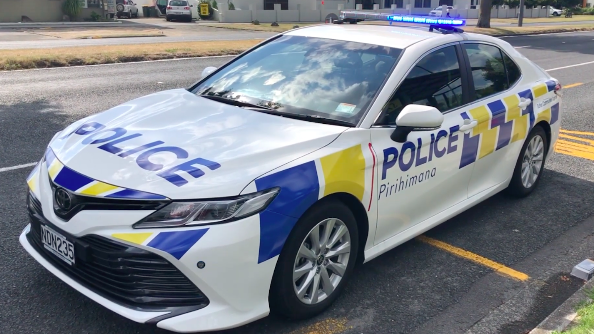 La niña fue puesta a salvo gracias a la oportuna intervención de un policía