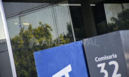 La comisaría 32ª fue acribillada durante la noche del martes. La comisaría 32ª fue acribillada durante la noche del martes.