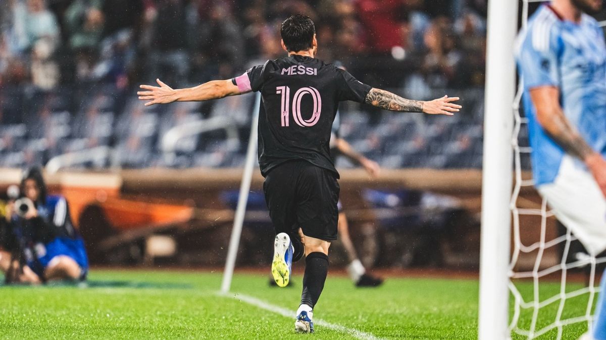 Messi intratable: doblete y asistencia en la goleada del Inter Miami en Nueva York