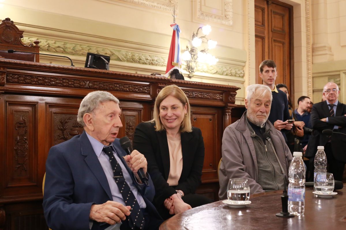 Homenaje en el Senado a Landriscina y Menapace: un reconocimiento a la cultura popular santafesina
