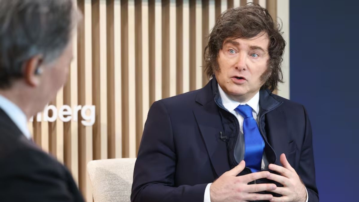 Javier Milei brindó una entrevista a Bloomberg. (Bloomberg/Chris Ratcliffe)