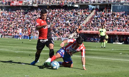 Colón y Unión.disputarán este domingo una nueva edición del Clásico Santafesino. Colón y Unión.disputarán este domingo una nueva edición del Clásico Santafesino.
