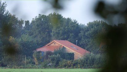 Acusan de abuso sexual al padre que durante 9 años mantuvo a sus hijos encerrados en una granja