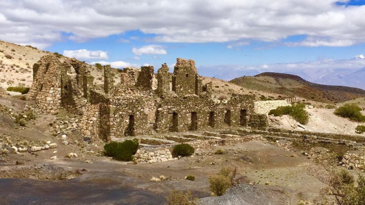 Escapada a un maravilloso pueblo de Mendoza, perfecto para descubrir paisajes únicos. Escapada a un maravilloso pueblo de Mendoza, perfecto para descubrir paisajes únicos.