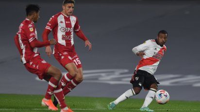 Torneo de la Liga Profesional: Unión cayó 4-0 ante River en el Estadio Monumental