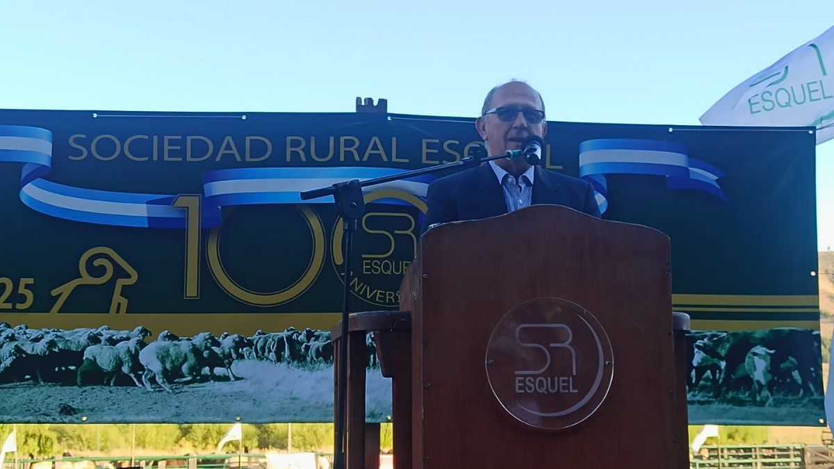 El dirigente participó del acto por el centenario de la Sociedad Rural de Esquel. El dirigente participó del acto por el centenario de la Sociedad Rural de Esquel.