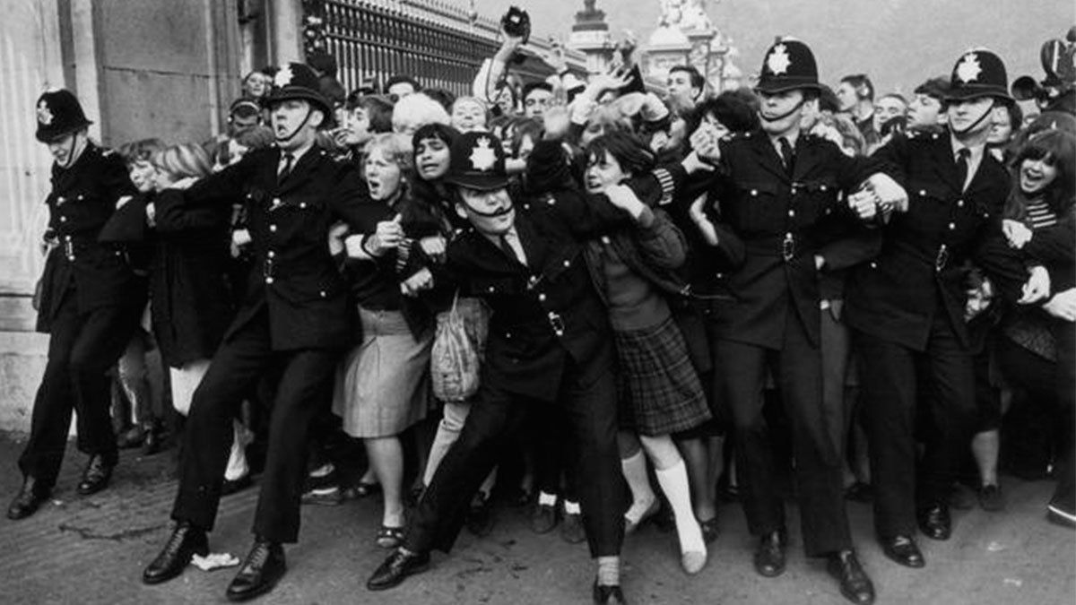 La euforia que generaban Los Beatles en sus fans fue conocida como Beatlemanía