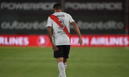 Fabrizio Angileri sufrió un desgarro en el partido entre River y Arsenal por la Copa Diego Maradona y se perderá el Superclásico ante Boca y uno de los duelos ante Palmeiras por la Copa Libertadores. Fabrizio Angileri sufrió un desgarro en el partido entre River y Arsenal por la Copa Diego Maradona y se perderá el Superclásico ante Boca y uno de los duelos ante Palmeiras por la Copa Libertadores.