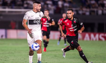 El Club Atlético Colón empató con Olimpia por la Copa Conmebol Libertadores.