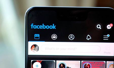 Modo oscuro de Facebook Modo oscuro de Facebook