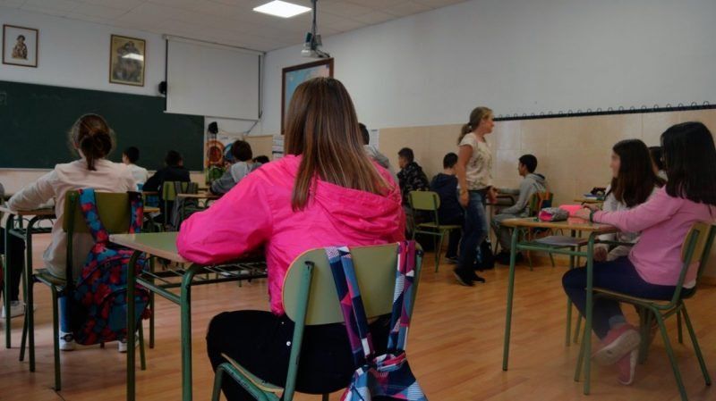 ESCUELA e1545427656971.jpg