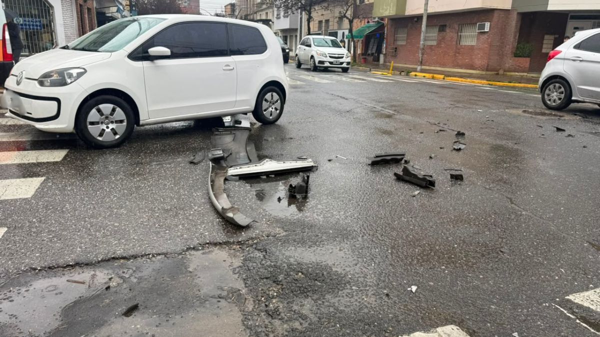 A raíz del accidente, se aplica una reducción de calzada sobre Urquiza, a la altura de Lisandro de la Torre. A raíz del accidente, se aplica una reducción de calzada sobre Urquiza, a la altura de Lisandro de la Torre.