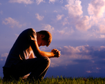 Una plegaria puede convertirse en una buena manera de ponerte en manos de Dios y pedir su acompañamiento para que abril sea un mes en el que reinen las noticias y los hechos positivos. Una plegaria puede convertirse en una buena manera de ponerte en manos de Dios y pedir su acompañamiento para que abril sea un mes en el que reinen las noticias y los hechos positivos.