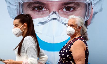 Una empresa española desarrolló una mascarilla higiénica con un tejido ecológico Una empresa española desarrolló una mascarilla higiénica con un tejido ecológico