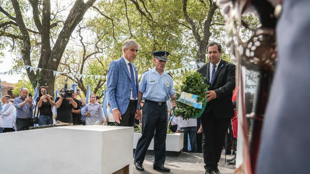La conmemoración central se realizó en Reconquista, donde se anunció la próxima inauguración del primer Museo Malvinas de la provincia. La conmemoración central se realizó en Reconquista, donde se anunció la próxima inauguración del primer Museo Malvinas de la provincia.