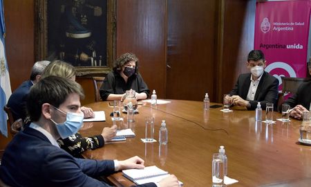 Este viernes se realizó la reunión del Consejo Federal de Salud (COFESA). Este viernes se realizó la reunión del Consejo Federal de Salud (COFESA).