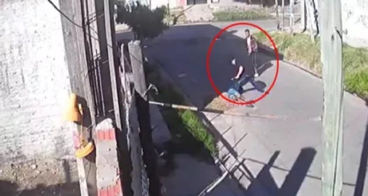 Video: asesinan brutalmente a botellazos a un adolescente de 16 años