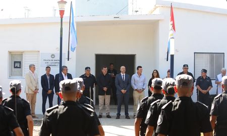 La reapertura de la Comisaría 7ma se llevó a cabo este miércoles. La reapertura de la Comisaría 7ma se llevó a cabo este miércoles.