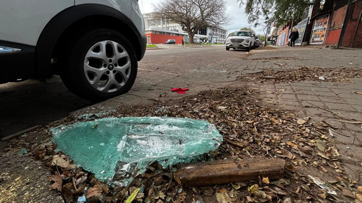 El hecho ocurrió durante la madrugada sobre calle Belgrano al 2900, frente a la Terminal de ómnibus de Santa Fe.