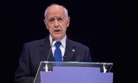 lavagna se refirio a la situacion en chile: ?la paciencia de los pueblos no es infinita? lavagna se refirio a la situacion en chile: ?la paciencia de los pueblos no es infinita?