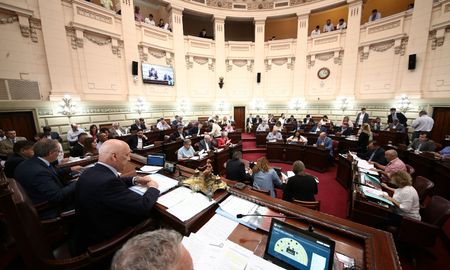 lifschitz manda a la legislatura el presupuesto 2019 lifschitz manda a la legislatura el presupuesto 2019