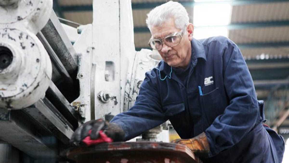 El Gobierno dio licencia a las personas mayores de 60 a&ntilde;os.