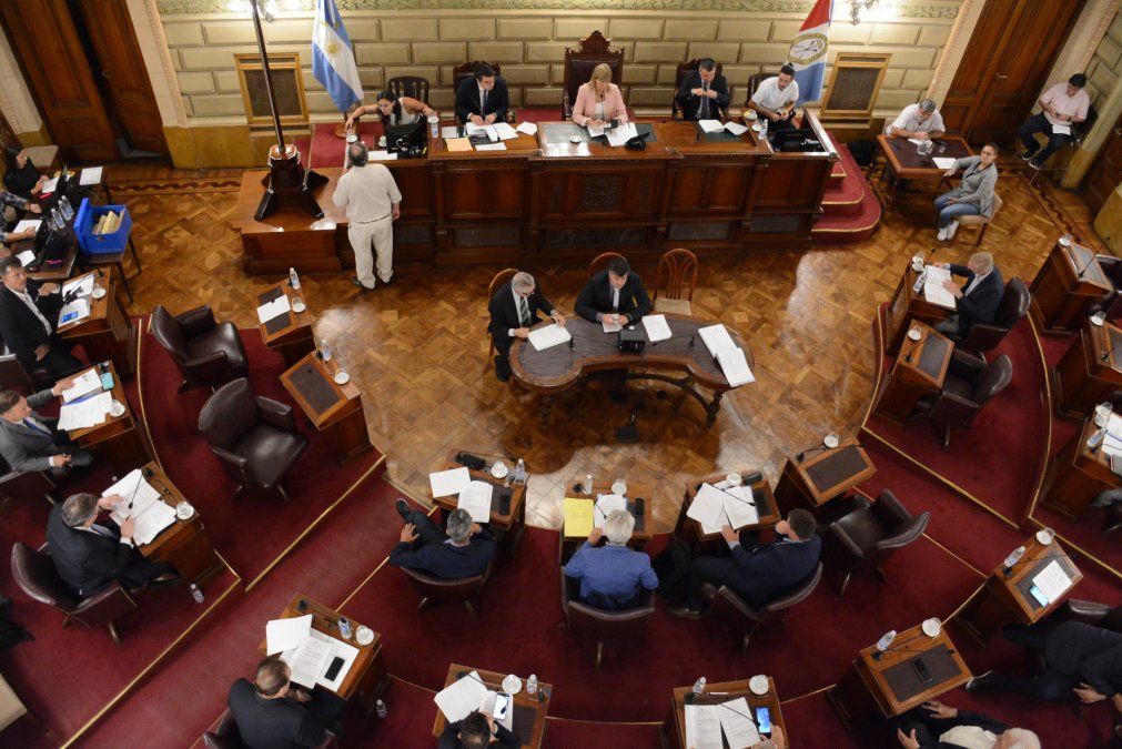 De los 18 senadores provinciales que buscarán ser reelectos –Miguel Rabbia no buscó renovar su banca por Rosario–