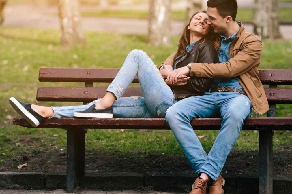 ¡Atención!: Las parejas que se conocen a través de Tinder son más estables