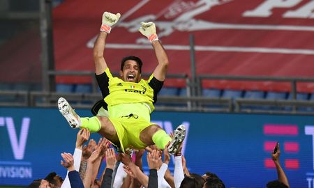 La Vecchia Signora se consagró campeón de la Copa Italia. La Vecchia Signora se consagró campeón de la Copa Italia.