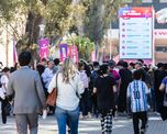 Este sábado, Rosario reunió a más de 200.000 personas, mientras que los Fan Fest de Santa Fe y Rafaela sumaron otros miles con música y espectáculos con la Fiesta Bresh y Cacho Deicas. Este sábado, Rosario reunió a más de 200.000 personas, mientras que los Fan Fest de Santa Fe y Rafaela sumaron otros miles con música y espectáculos con la Fiesta Bresh y Cacho Deicas.