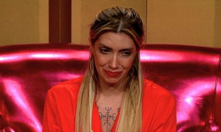La participante paraguaya estalló en crisis tras encontrar una toalla sucia. La participante paraguaya estalló en crisis tras encontrar una toalla sucia.