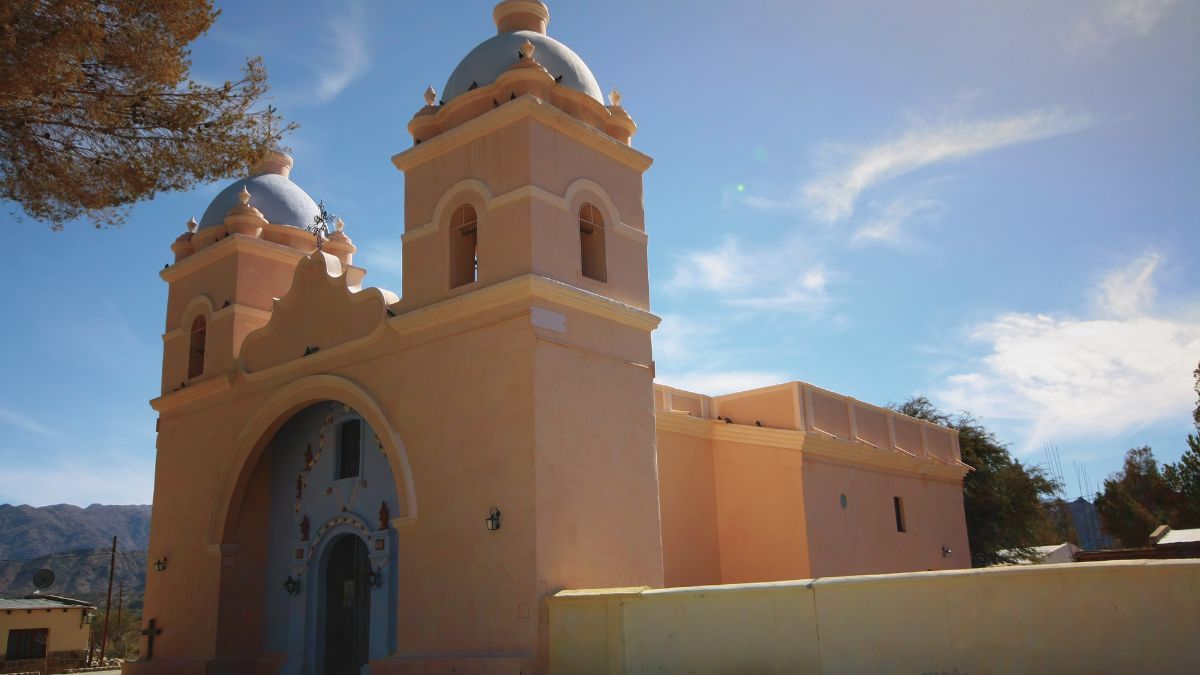 Seclantás cuenta con una fuerte identidad marcada por la historia, la cultura y el paisaje. Seclantás cuenta con una fuerte identidad marcada por la historia, la cultura y el paisaje.