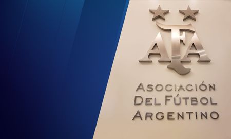 Al igual que la Confederación Brasileña de Fútbol (CBF), la AFA se encuentra sorprendida por el accionar de Anvisa, indicaron desde la entidad. Al igual que la Confederación Brasileña de Fútbol (CBF), la AFA se encuentra sorprendida por el accionar de Anvisa, indicaron desde la entidad.