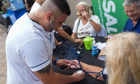 Se realizaron controles preventivos y vacunación, organizados por la Agencia Santafesina de Seguridad Alimentaria, junto a otras áreas del Ministerio de Salud de la Provincia. Se realizaron controles preventivos y vacunación, organizados por la Agencia Santafesina de Seguridad Alimentaria, junto a otras áreas del Ministerio de Salud de la Provincia.