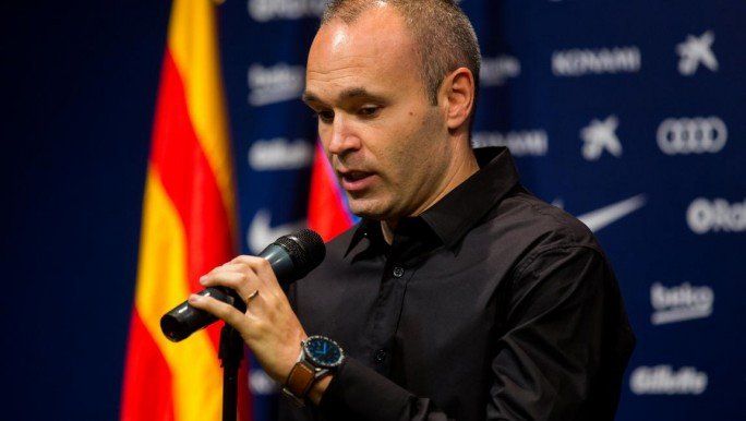 Iniesta anunció que se va del Barcelona
