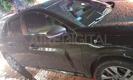 Uno de los líderes de la barra fue atacado a cuadras de la cancha de Unión. Uno de los líderes de la barra fue atacado a cuadras de la cancha de Unión.