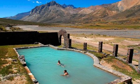 ni cacheuta ni colon: escapada a unas maravillosas termas de mendoza con vista a la cordillera ni cacheuta ni colon: escapada a unas maravillosas termas de mendoza con vista a la cordillera