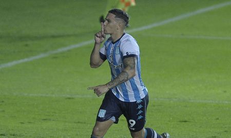 La Academia se benefició por un error arbitral de Vigliano y se llevó un clásico opaco desde lo futbolístico. La Academia se benefició por un error arbitral de Vigliano y se llevó un clásico opaco desde lo futbolístico.